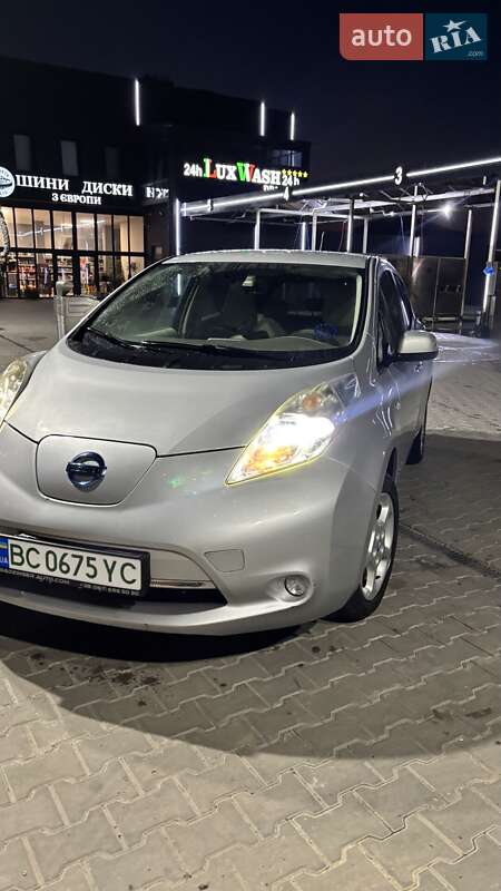 Хэтчбек Nissan Leaf 2011 в Львове фото 2 Хэтчбек Nissan Leaf 2011 в Львове