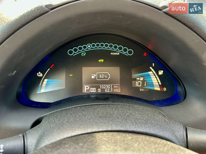 Хэтчбек Nissan Leaf 2017 в Киеве