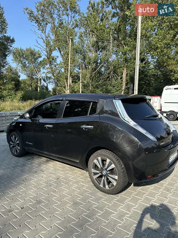 Хэтчбек Nissan Leaf 2013 в Дрогобыче фото 5 Хэтчбек Nissan Leaf 2013 в Дрогобыче
