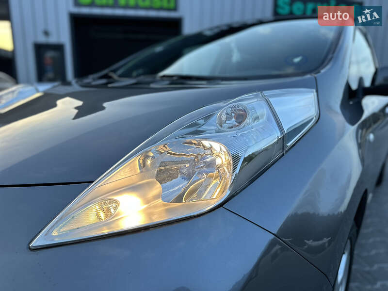 Хэтчбек Nissan Leaf 2013 в Владимире