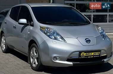 Хэтчбек Nissan Leaf 2011 в Ивано-Франковске