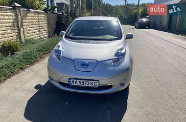 Хэтчбек Nissan Leaf 2012 в Киеве