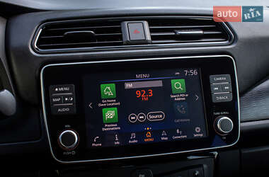 Хэтчбек Nissan Leaf 2023 в 