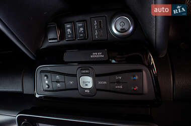 Хэтчбек Nissan Leaf 2023 в 