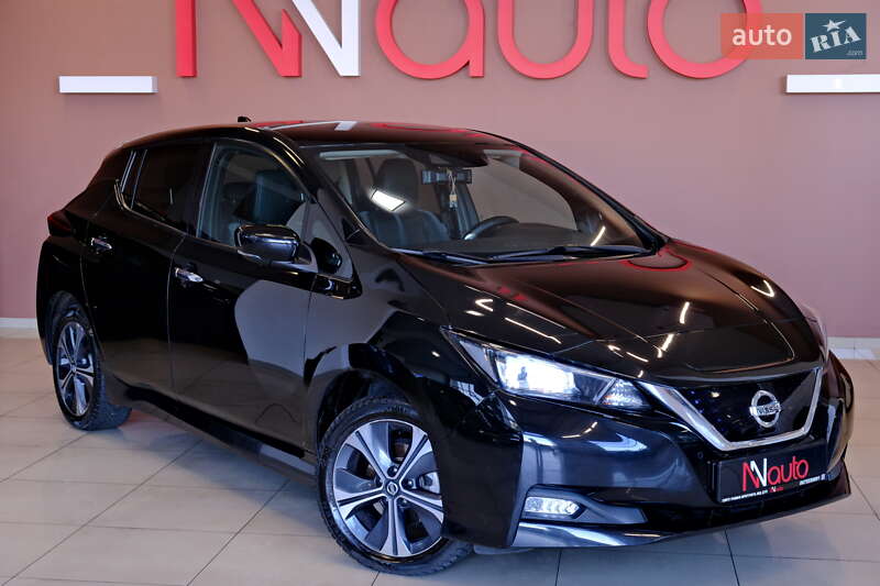 Хэтчбек Nissan Leaf 2022 в Одессе