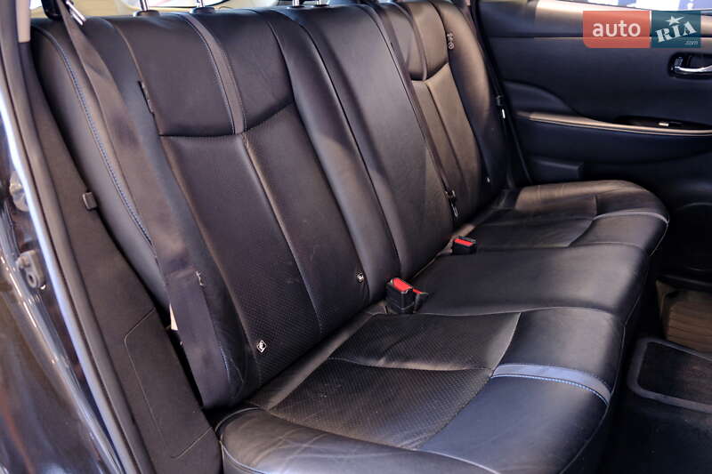 Хэтчбек Nissan Leaf 2022 в Одессе