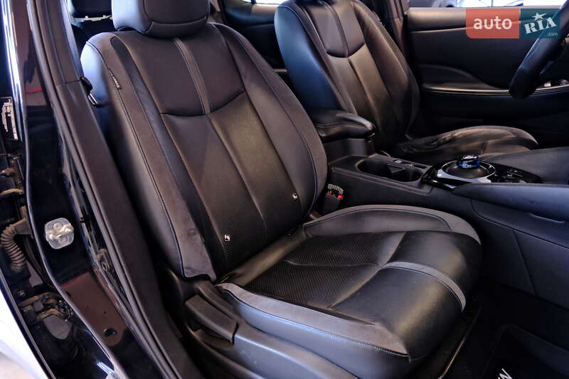 Хэтчбек Nissan Leaf 2022 в Одессе