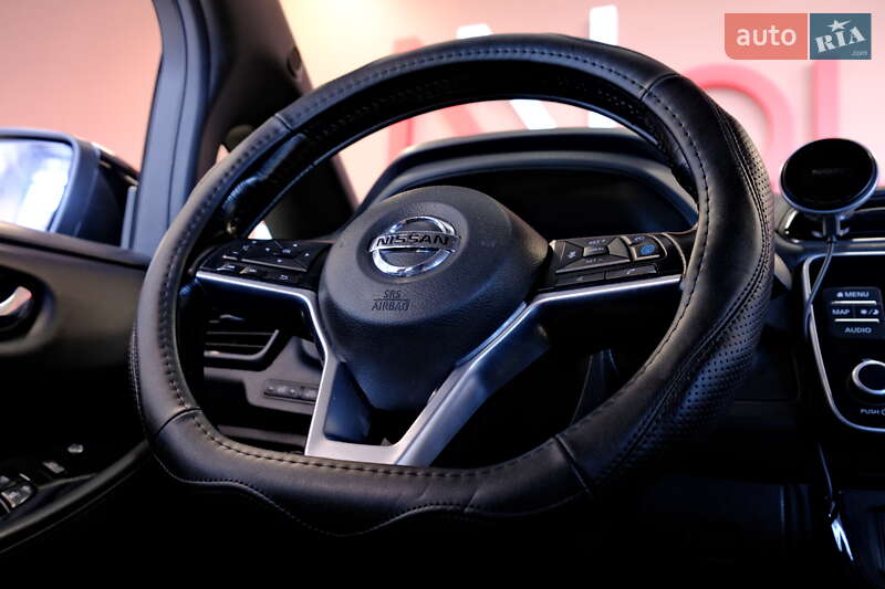 Хэтчбек Nissan Leaf 2022 в Одессе