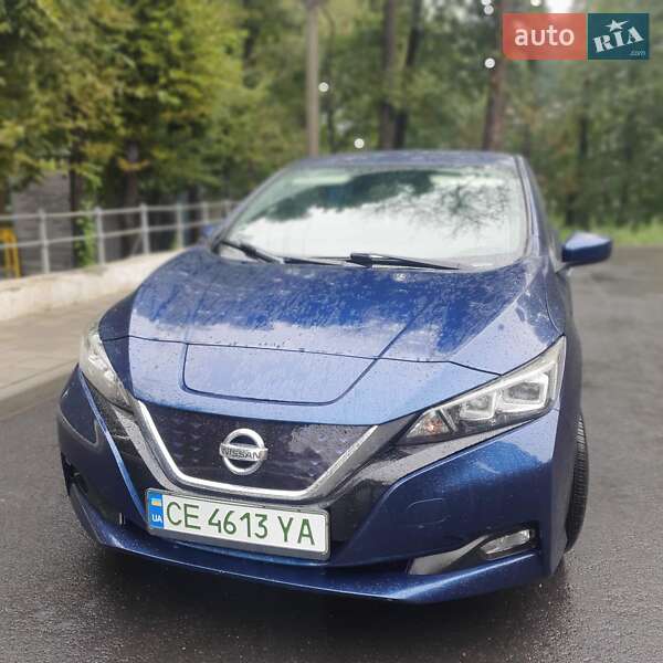 Хэтчбек Nissan Leaf 2018 в Черновцах