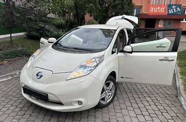 Хэтчбек Nissan Leaf 2012 в Луцке