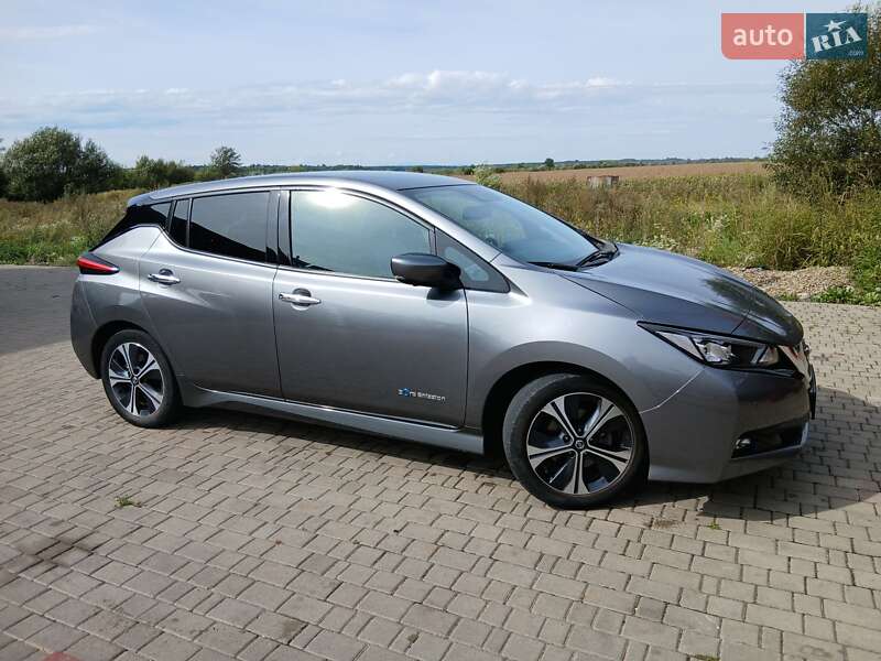 Хэтчбек Nissan Leaf 2020 в Ивано-Франковске