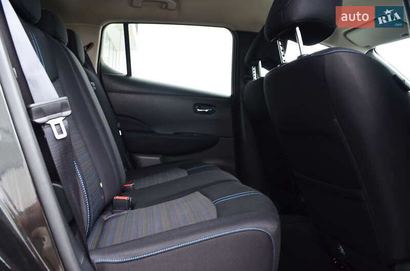 Хэтчбек Nissan Leaf 2020 в Львове