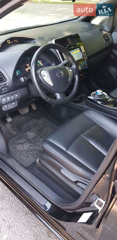 Хэтчбек Nissan Leaf 2015 в Днепре фото 7 Хэтчбек Nissan Leaf 2015 в Днепре