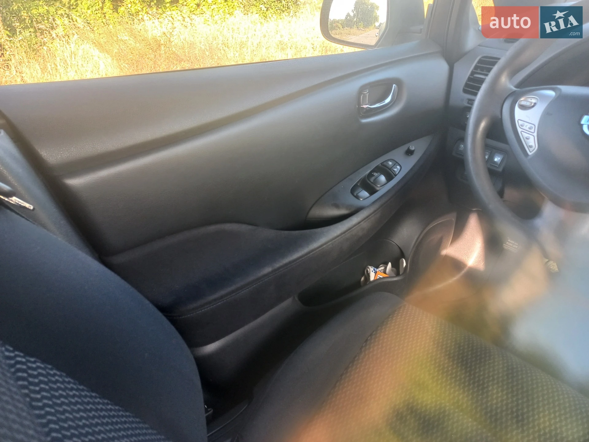 2013 Nissan Leaf - мініатюра 16