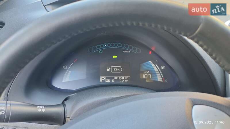 Хетчбек Nissan Leaf 2013 в Ніжині