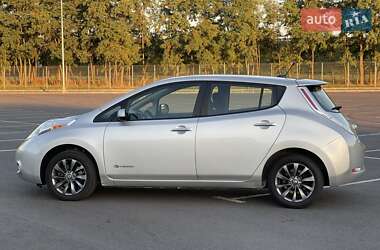 Хэтчбек Nissan Leaf 2014 в Днепре