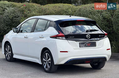 Хэтчбек Nissan Leaf 2018 в 