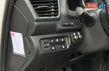 Хэтчбек Nissan Leaf 2018 в 