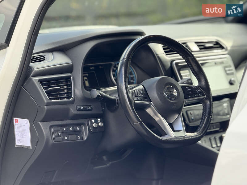 Хетчбек Nissan Leaf 2018 в Тернополі фото 37 Хетчбек Nissan Leaf 2018 в Тернополі