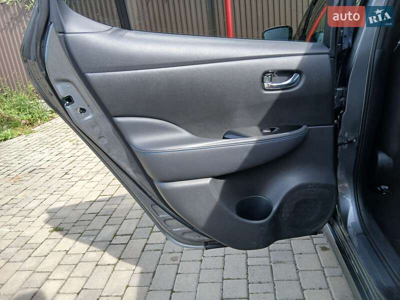 Хэтчбек Nissan Leaf 2020 в Ивано-Франковске
