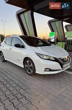 Хэтчбек Nissan Leaf 2018 в Одессе