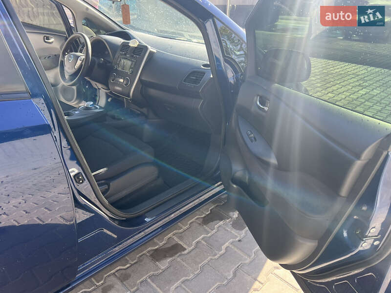 Хэтчбек Nissan Leaf 2016 в Херсоне фото 12 Хэтчбек Nissan Leaf 2016 в Херсоне