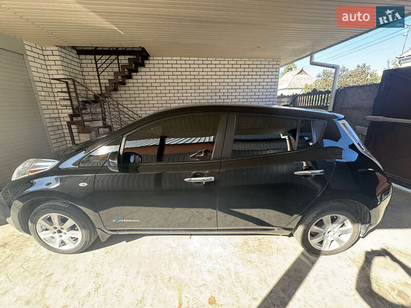 Хэтчбек Nissan Leaf 2015 в Днепре фото 6 Хэтчбек Nissan Leaf 2015 в Днепре