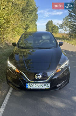 Хэтчбек Nissan Leaf 2018 в Хмельницком