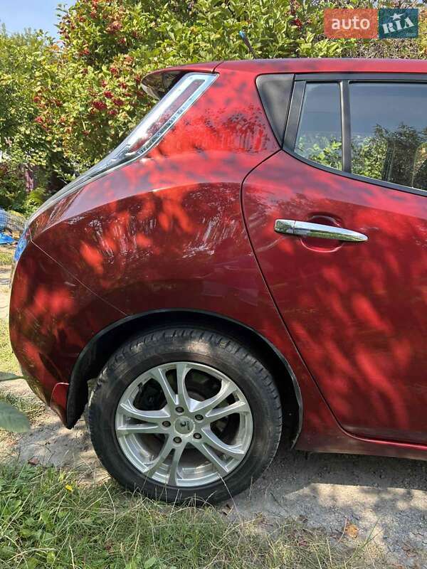 Хетчбек Nissan Leaf 2012 в Шепетівці фото 9 Хетчбек Nissan Leaf 2012 в Шепетівці