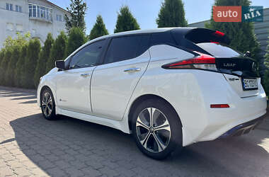 Хэтчбек Nissan Leaf 2019 в Львове