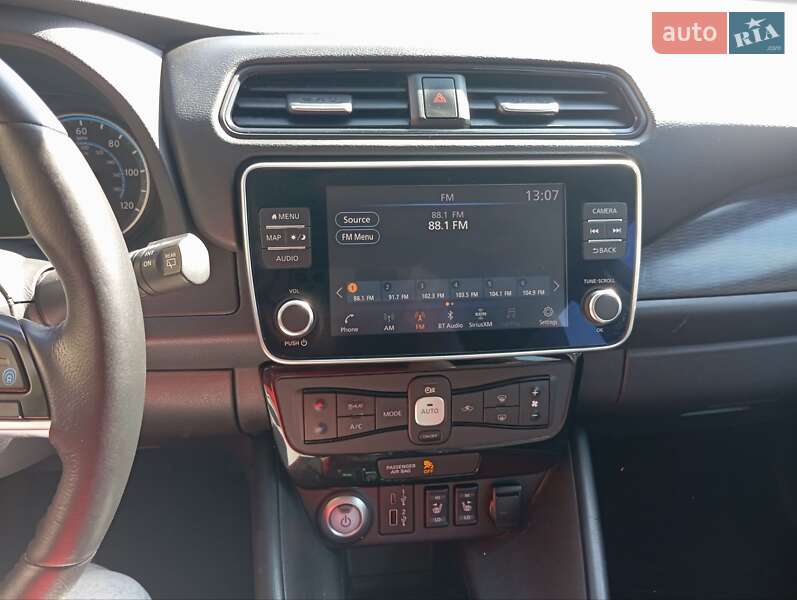 Хетчбек Nissan Leaf 2021 в Тернополі