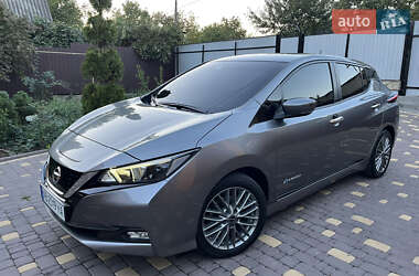 Хэтчбек Nissan Leaf 2019 в Виннице