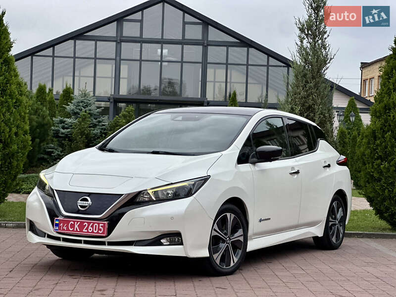 Хэтчбек Nissan Leaf 2018 в Стрые