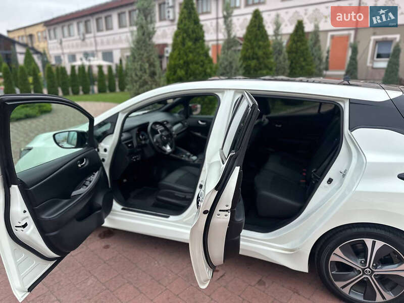 Хэтчбек Nissan Leaf 2018 в Стрые