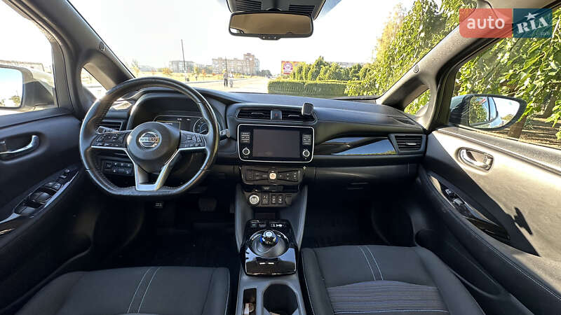 Хетчбек Nissan Leaf 2021 в Білгороді-Дністровському