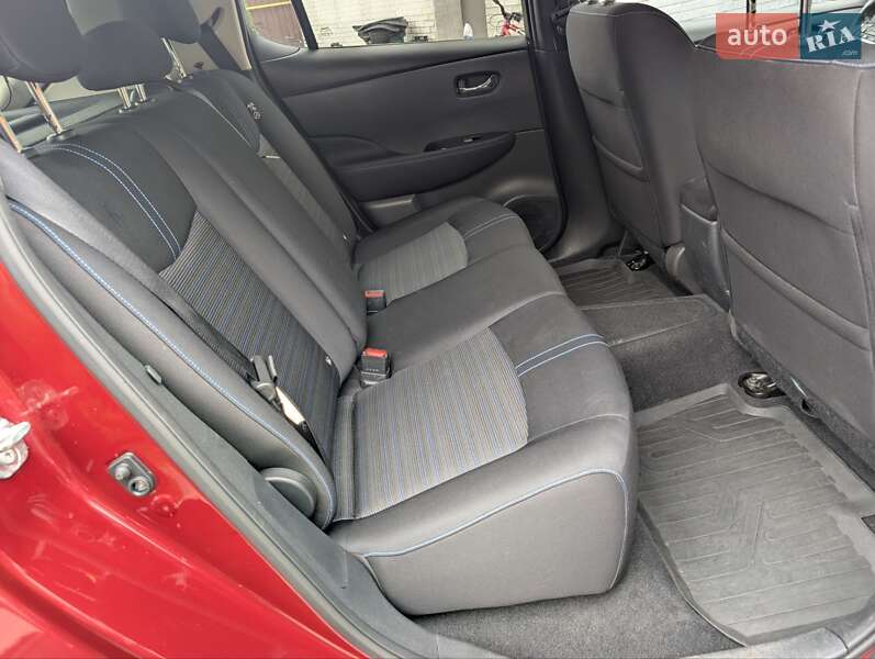 Хэтчбек Nissan Leaf 2018 в Виннице