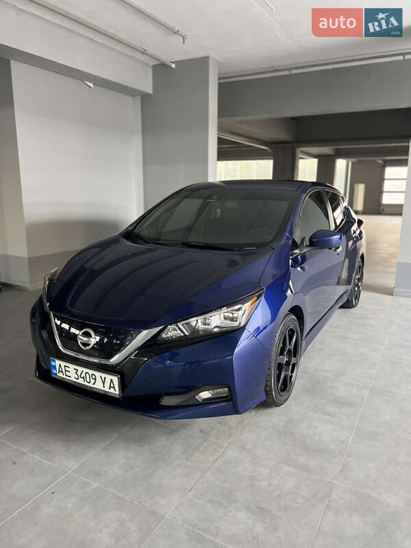 Хетчбек Nissan Leaf 2020 в Дніпрі фото 3 Хетчбек Nissan Leaf 2020 в Дніпрі