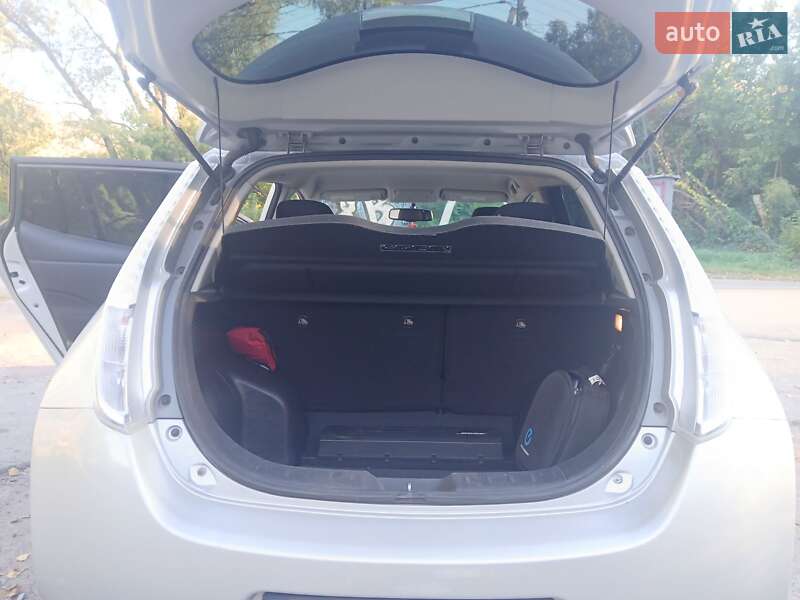 Хэтчбек Nissan Leaf 2016 в Чернигове фото 5 Хэтчбек Nissan Leaf 2016 в Чернигове