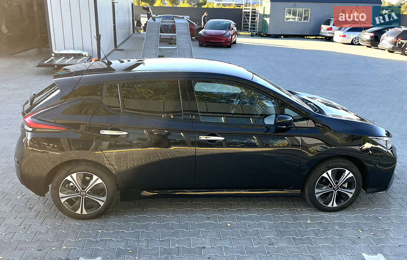 Хэтчбек Nissan Leaf 2019 в Владимире фото 20 Хэтчбек Nissan Leaf 2019 в Владимире