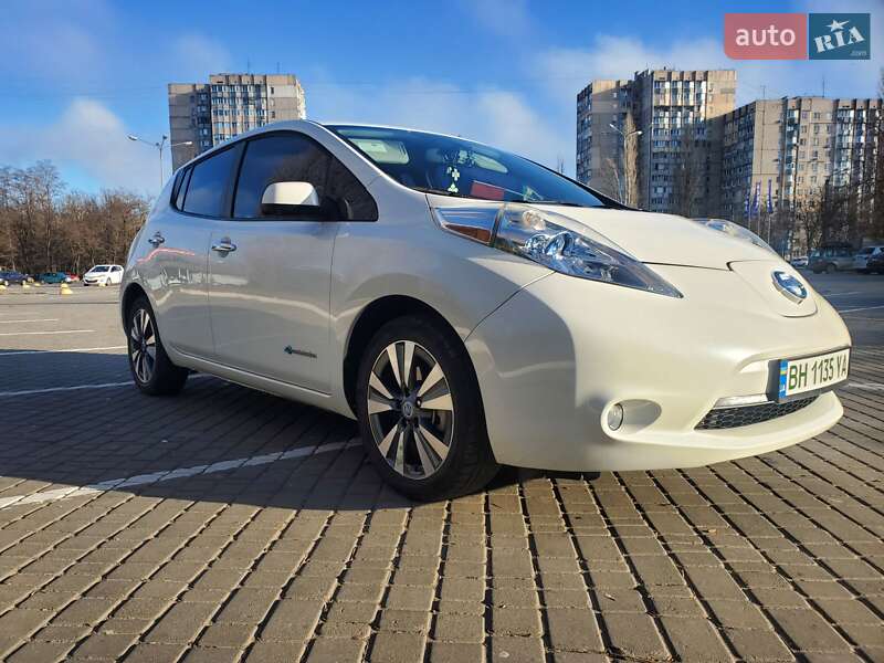 Хетчбек Nissan Leaf 2013 в Одесі фото 17 Хетчбек Nissan Leaf 2013 в Одесі