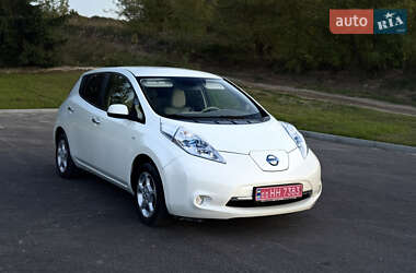 Хэтчбек Nissan Leaf 2012 в Ровно