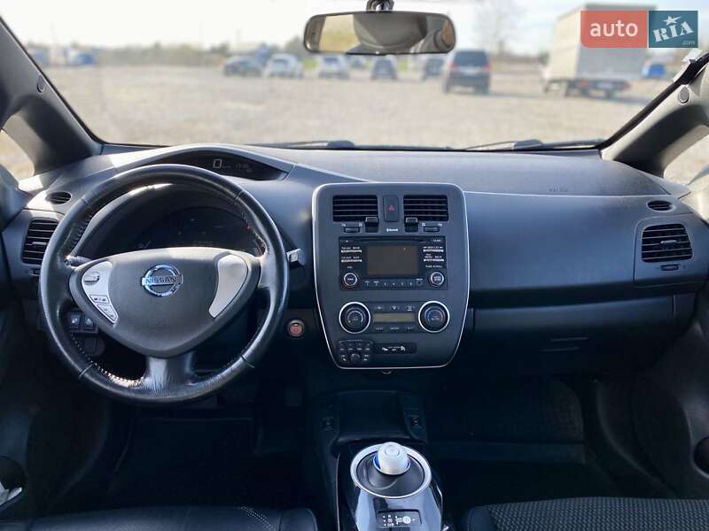 Хетчбек Nissan Leaf 2013 в Новояворівську фото 21 Хетчбек Nissan Leaf 2013 в Новояворівську