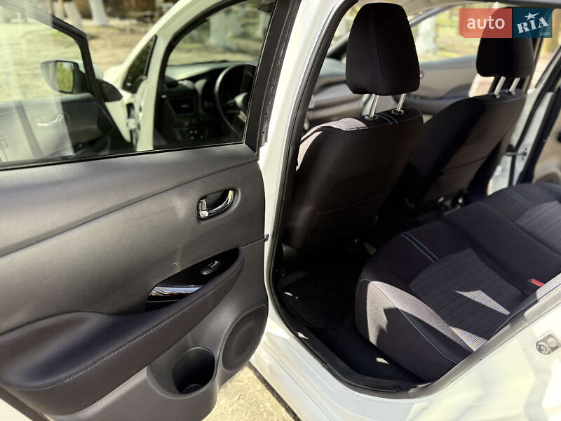 Хэтчбек Nissan Leaf 2018 в Теребовле фото 26 Хэтчбек Nissan Leaf 2018 в Теребовле
