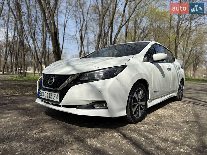 Хэтчбек Nissan Leaf 2018 в Теребовле фото 3 Хэтчбек Nissan Leaf 2018 в Теребовле