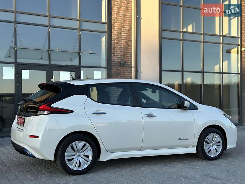 Хэтчбек Nissan Leaf 2019 в Тернополе