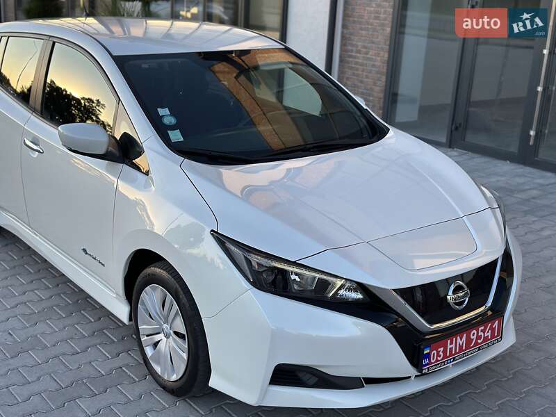 Хэтчбек Nissan Leaf 2019 в Тернополе