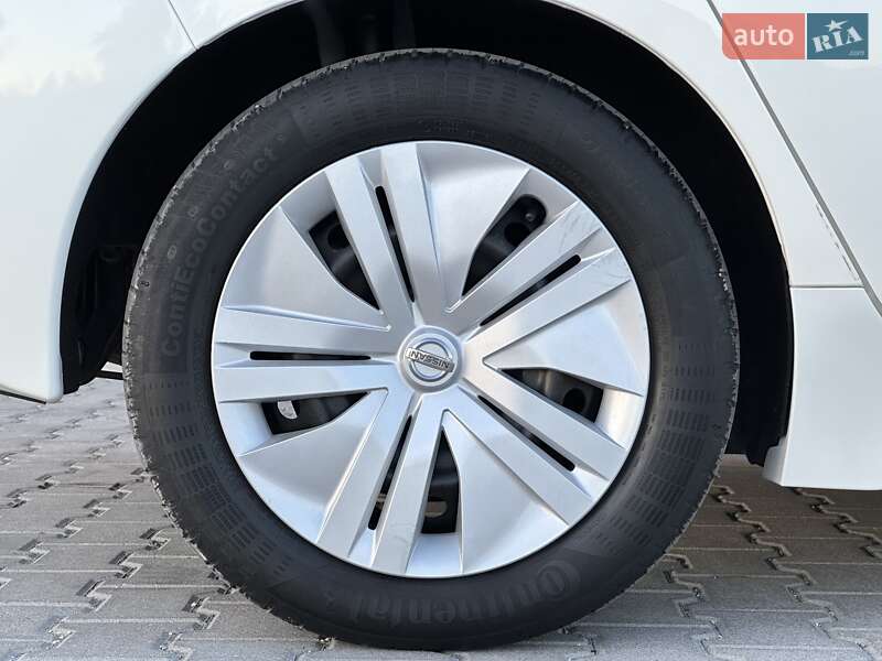 Хэтчбек Nissan Leaf 2019 в Тернополе