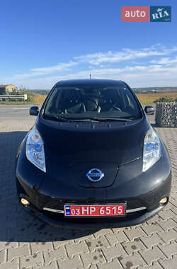 Хетчбек Nissan Leaf 2014 в Чернівцях