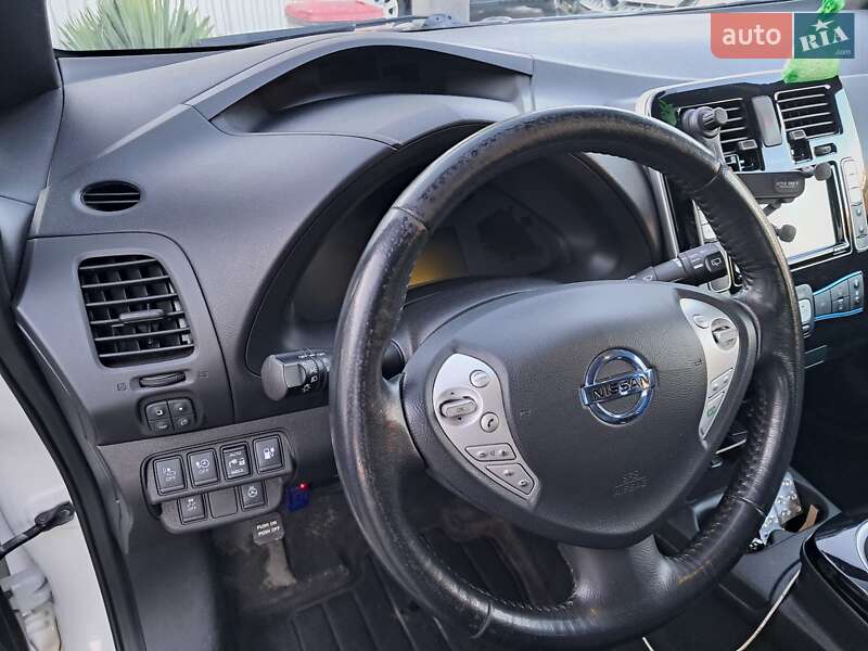 Хэтчбек Nissan Leaf 2017 в Черновцах фото 2 Хэтчбек Nissan Leaf 2017 в Черновцах