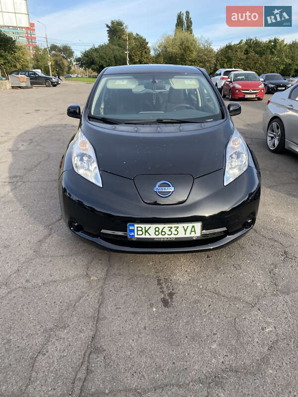 フーガ AUTO.RIA – Ниссан Лиф 2016 года в Украине - купить Nissan